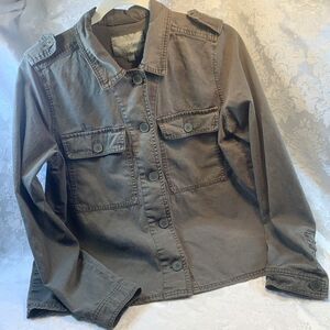 Lucky Brand Military Olive Sage Hunter Green Two Pocket Button Front Camo Jacket